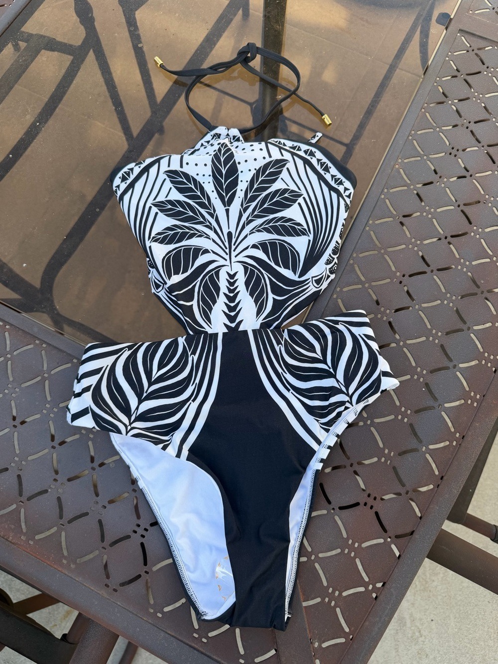 Farm Rio Monochrome Elegance Scarf One Piece - Picture 4 of 7